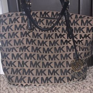 MK purse